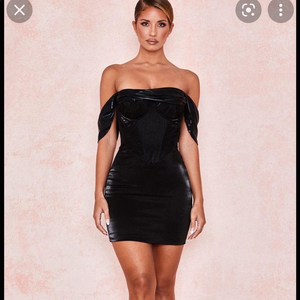 House of CB Black Lucinda Off Shoulder Mini Wetlook Night Out Dress. Size XS